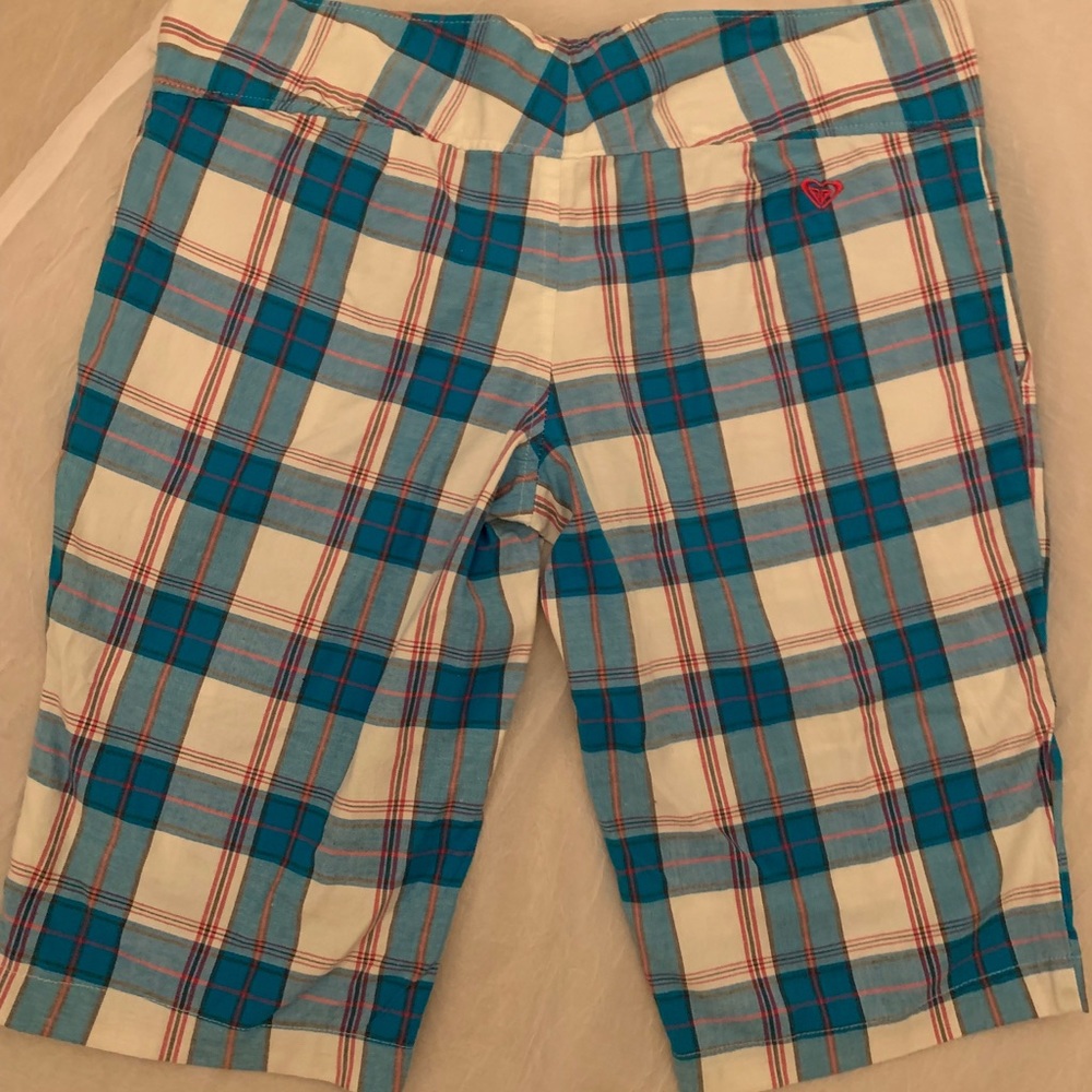 NWOT Roxy shorts - Picture 3 of 4